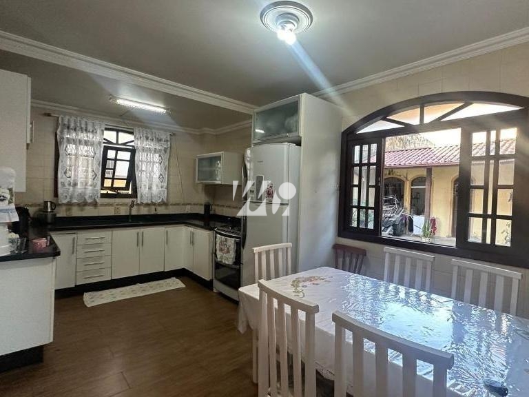 Casa em Pagani, Palhoça. 4 quartos, 269m². Imagem 9 de 14